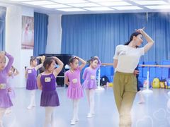 -小荧星艺校(浦东中环分校)