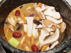 -芸山季·云南山珍菌火锅(南翔印象城MEGA店)