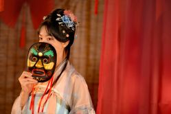 -汉仪华裳汉服馆(打浦桥店)