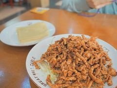 京酱肉丝-翼松楼餐厅
