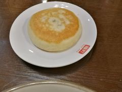 猪肉火烧-福祚黑猪肉美食餐馆(世茂广场店)