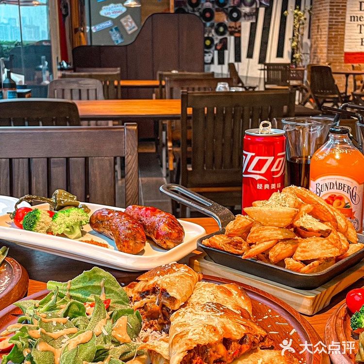 人生建议:来前海吃一顿美式烤肉…