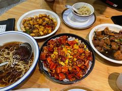 香辣掌中宝-兔爸私家小厨(新北万达店)