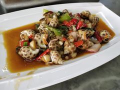 -四川小胡子海鲜(丁村万人海鲜广场店)