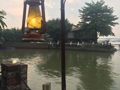 -喜洲吧·江畔老船厂·庭院餐厅(喜临院店)