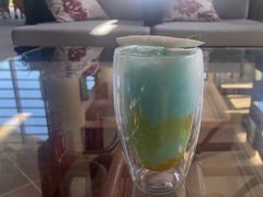 -亚龙湾喜来登·美景台大堂吧