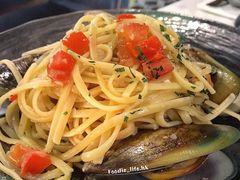 -La Mer Restaurant & Lounge