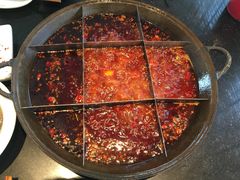 -纸盐河码头火锅(十八梯店)