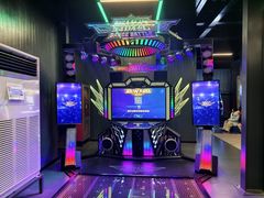 -极限PLAY运动娱乐新世界·团建派对潮玩休闲馆·室内蹦极高空游乐园