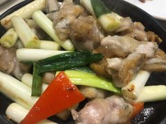 姜葱啫啫牛蛙-香港百合居(LCM置汇旭辉广场店)