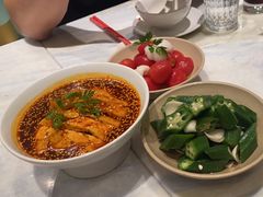 -孔雀云贵川·融合菜(长宁来福士店)