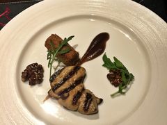 扒法国鲁吉鸭肝-恰餐厅及酒吧 CHAR Bar & Grill (北京丽都皇冠假日店)