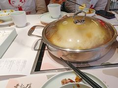 -黄记煌三汁焖锅(新佳丽江汉路店)