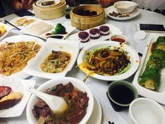 -圣廷苑酒店-世纪楼菲苑自助餐厅