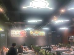 -云晓光头烧烤吧(德平路店)