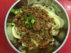 炸酱面有豆芽芹菜-蒋炸酱(内东街店)