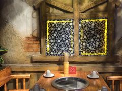 -城墙拐拐火锅(三峡广场黑金冠店)