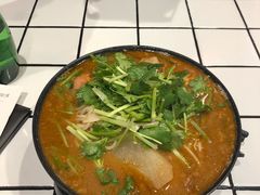 -肥汁米蘭香港米线(长宁来福士店)