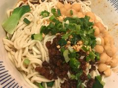 -遇见小面(凯德广场店)