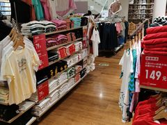 -优衣库(哈尔滨中央大街店)