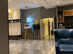 -如家商旅酒店(大连中山广场青泥洼桥店)
