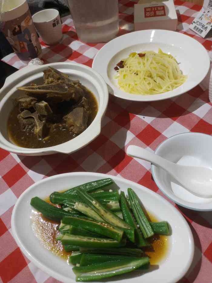 喜莜西北菜(帝壹城店"西贝餐饮是在内蒙古临河创立,西贝莜面村是.