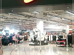 -宁波杉井奥特莱斯广场