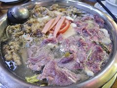 -泸州酸菜豆花火锅川师店