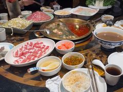-小天鹅火锅·一线江景洪鼎旗舰店(洪崖洞店)