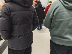 -SALOMON萨洛蒙(青岛海信店)