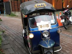 -Dash Teak House