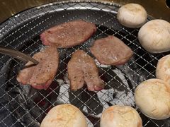 -山川小町·极番烧肉(新地假日广场店)