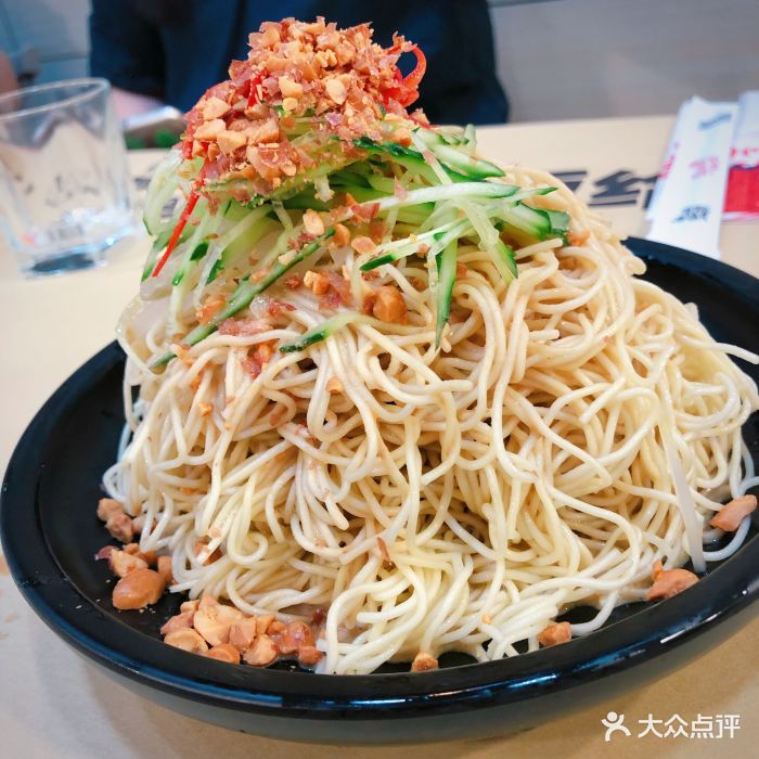松哥油焖大虾(西乡店)金牌拌面图片