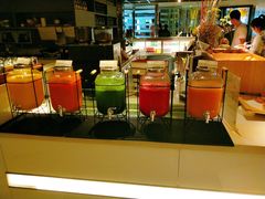 -上海滴水湖皇冠假日酒店