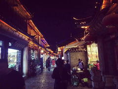 -小锅巴纳西餐厅