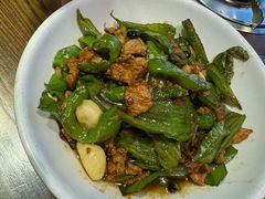 -廖师傅大蒜炒腊肉(袁家岭店)