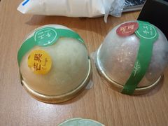 -蜜蜂小象·榴莲千层蛋糕(时代汇11栋店)