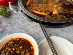 -忘情水鱼头·鲜鱼火锅(滨江中路店)