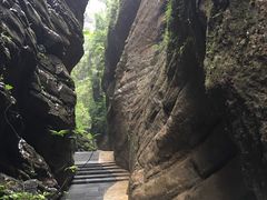 -龙水峡地缝景区