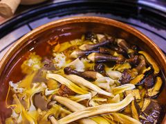 -阿山卓·野生菌火锅·纳西火塘烤肉