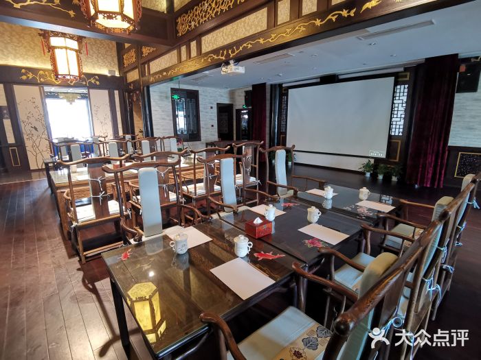 五岳宫·私房菜大堂图片