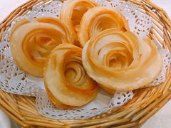 老济南油旋-闫府私房菜·百年鲁菜(恒隆店)