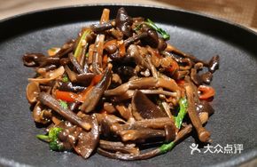 Sea Emperor Pepper Chicken Mushroom