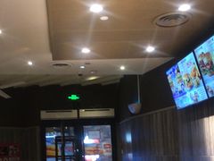 -肯德基(东安路站店)