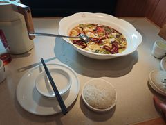 -江渔儿酸菜鱼专门店(明珠广场店)