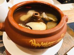 汽锅鸡-滇越乘象云南餐厅(豆各庄店)