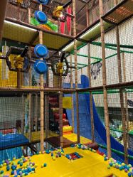 -MELAND(郑州万象城店)