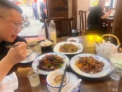 -缘来聚·徽菜名店(黄山宏村店)