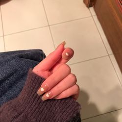 点击看大图 -Fanni美甲美睫皮肤管理