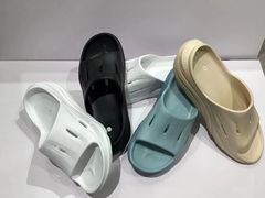 -HOKA(北京蓝色港湾店)